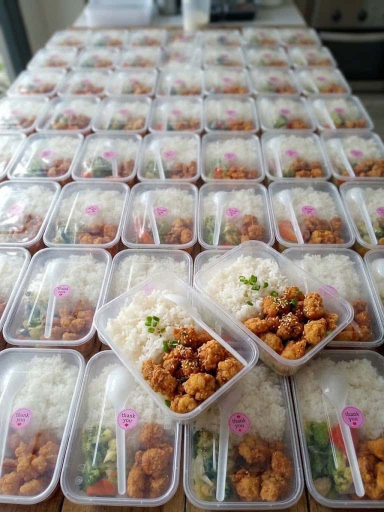 Nasi Box Ayam Suwir & Telur